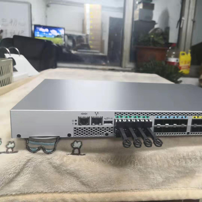 BR-G610-8-16G-0 cremalheira de interruptor de brocado G610 8P montável com o transceptor de 16Gbps SWL SFP+
