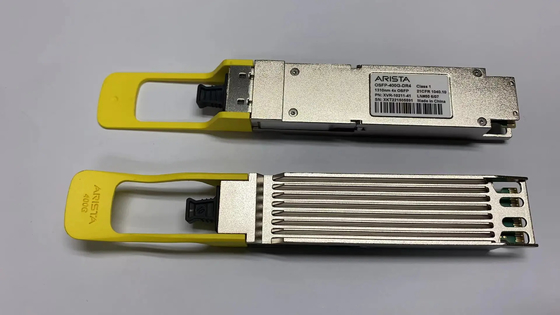 Equipamento de Fibra Óptica Arista QDD-400G-VSR4 400GBASE-VSR4 Transceptor Óptico Pluggable até 50m com Tecnologia CPO