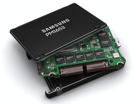 SSD empresarial Samsung PM9A3 7,68 TB PCIe 4.0 NVMe com fator de forma U.2 de 6900 MB/s