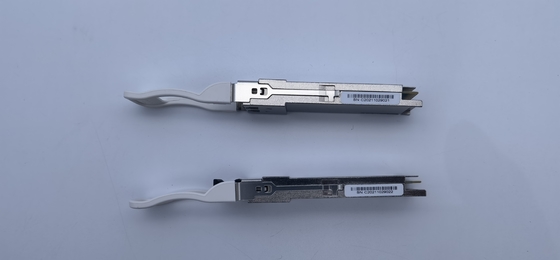 Módulo pluggable quente 100GBASE-ZR4 80KM de 100G QSFP28 para o interruptor de rede de SFP